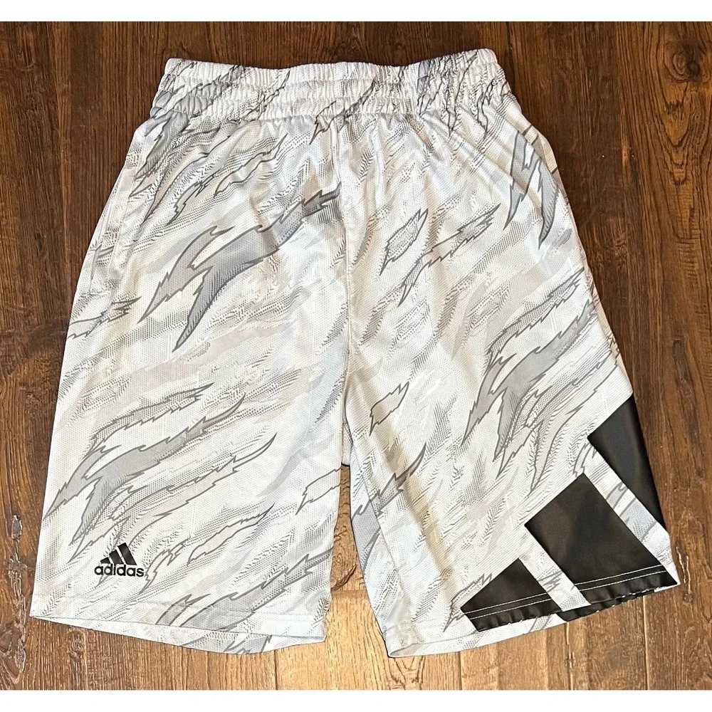 Adidas Kids Boys Shorts Large 14/16 White Grey Graphic Athletic Basketball Mesh